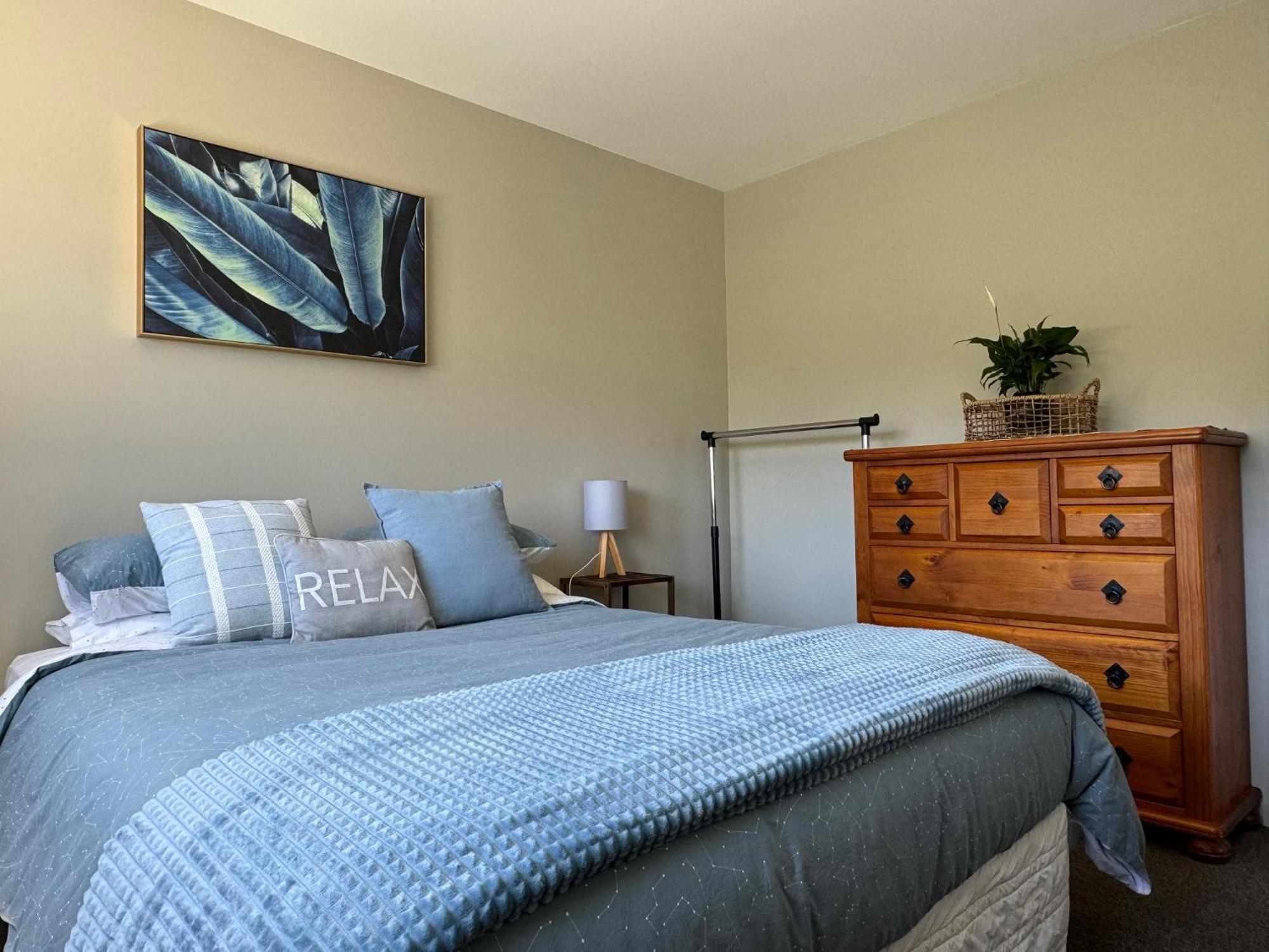 Walnut Creek Apartment *